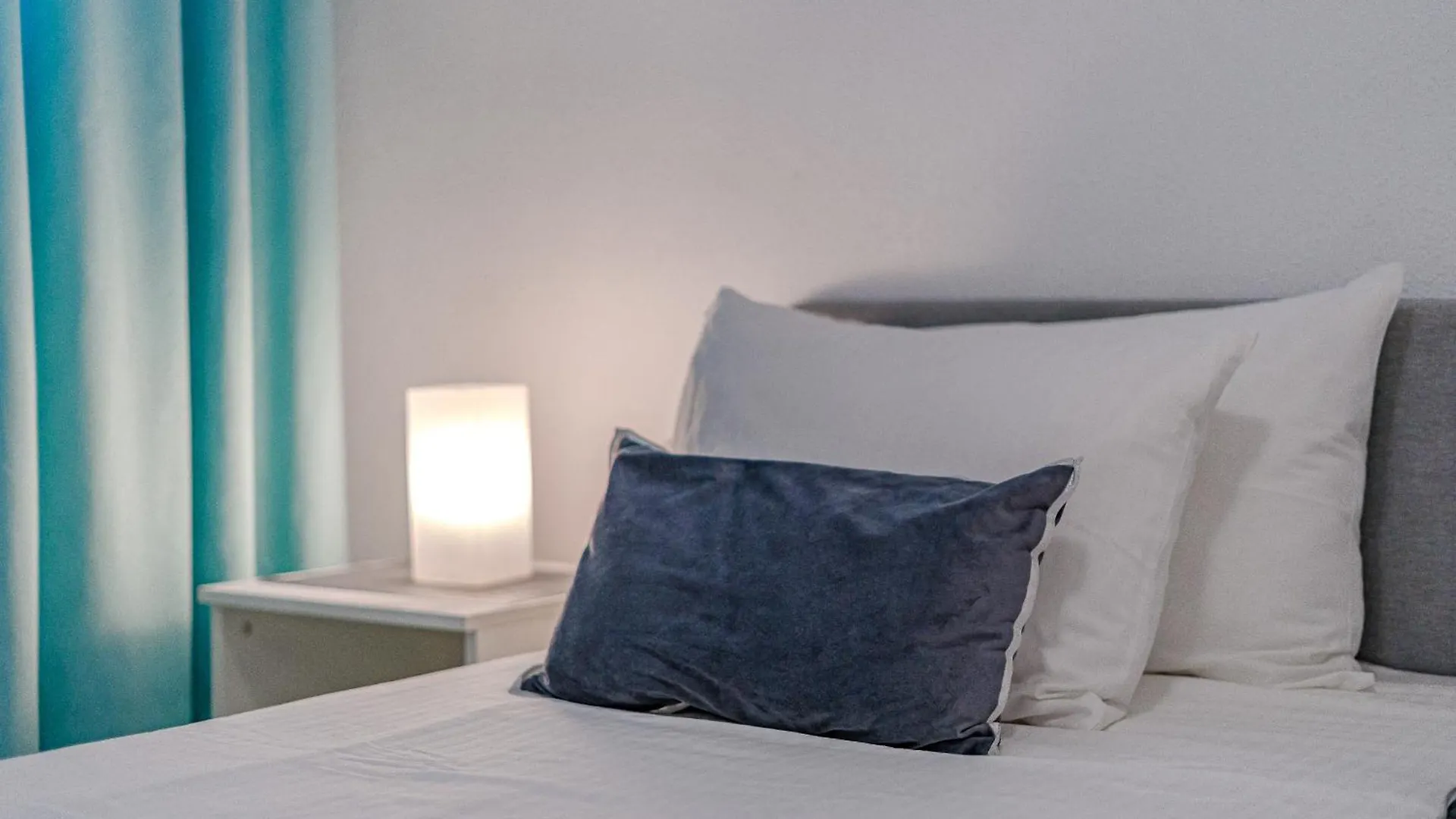 Hermitage Homes Dls 푸에르토 데 산티아고 0*,  스페인